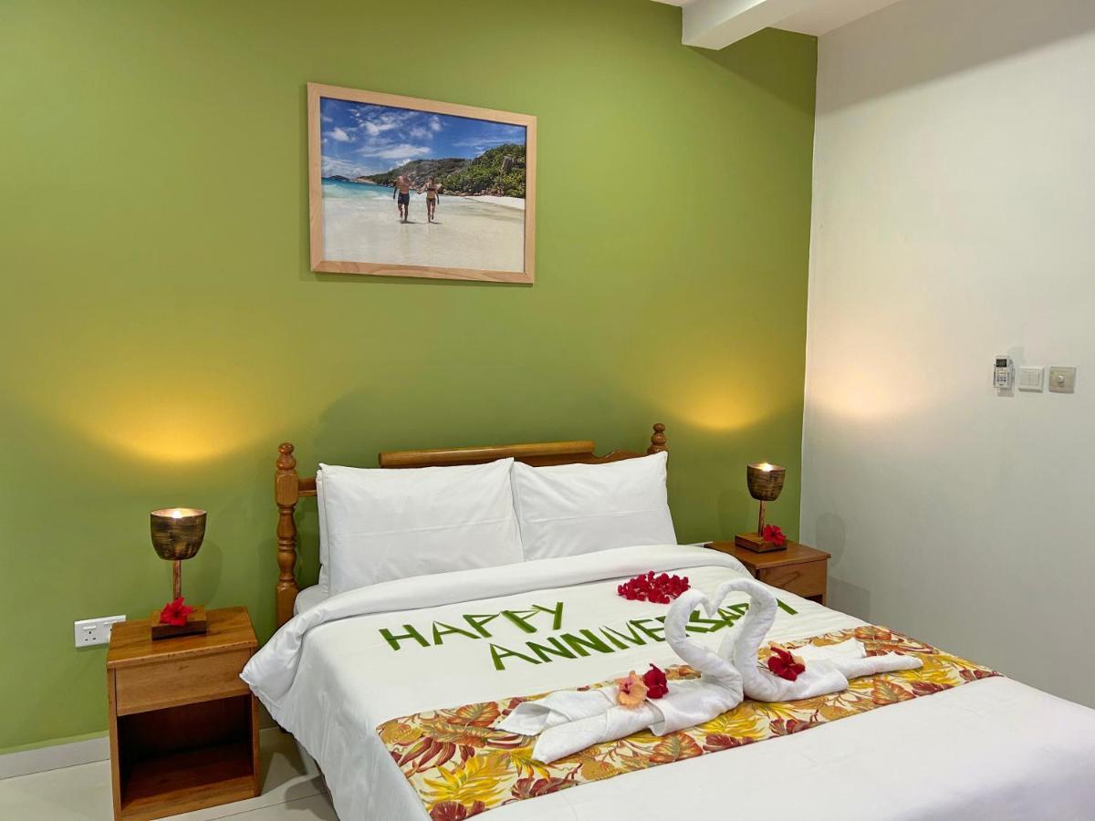 The Seaboards Apartments Seychelles Anse Royale Exteriör bild