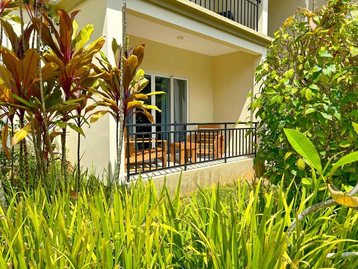 The Seaboards Apartments Seychelles Anse Royale Exteriör bild
