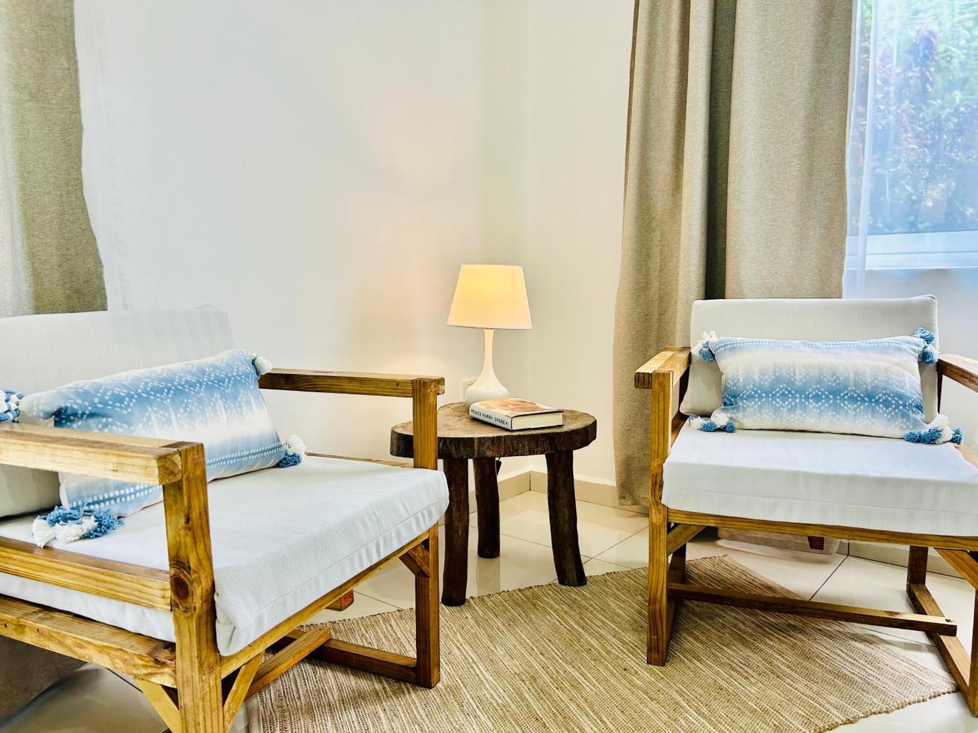 The Seaboards Apartments Seychelles Anse Royale Exteriör bild