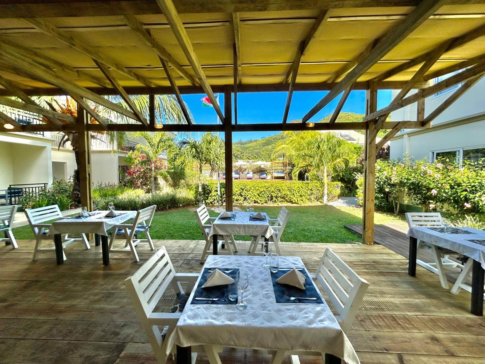 The Seaboards Apartments Seychelles Anse Royale Exteriör bild