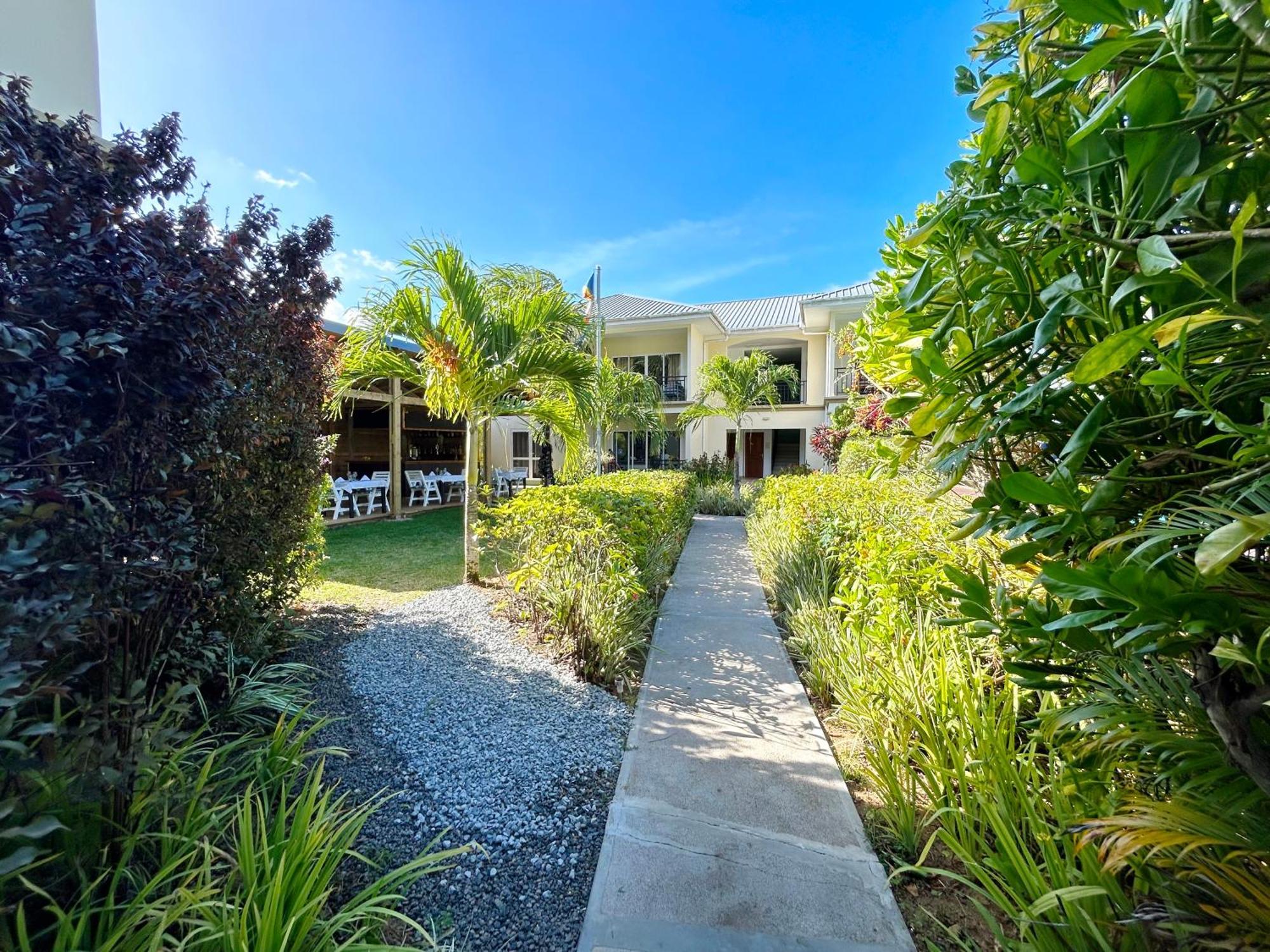 The Seaboards Apartments Seychelles Anse Royale Exteriör bild
